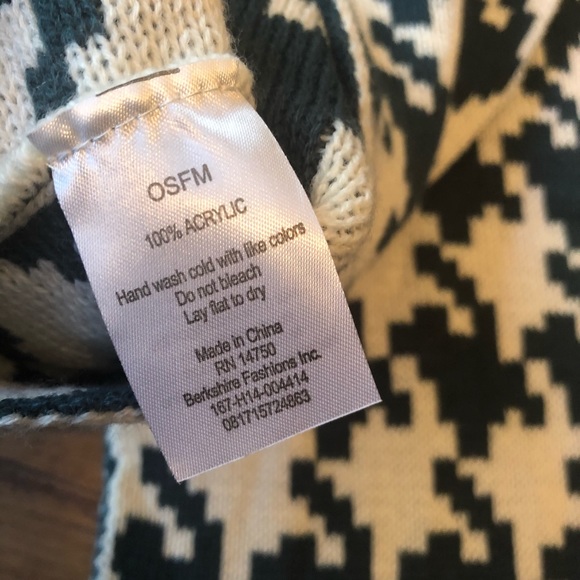 Berkshire Fashions Infinity Knit Wrap Large Houndstooth Green White Scarf One Sz - Picture 3 of 6